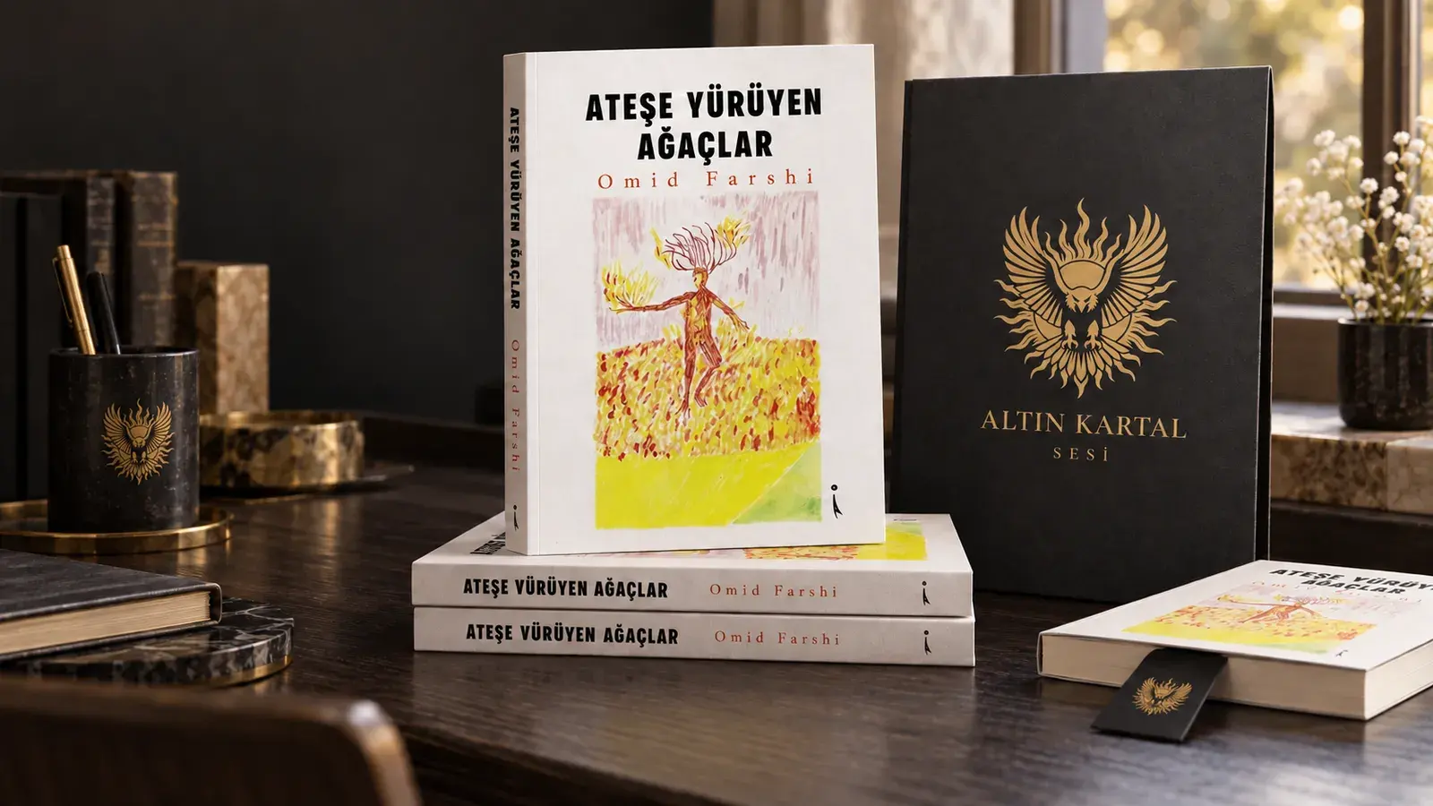 Ateşe Yürüyen Ağaçlar kitabı, okuma masasında